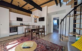 Mg4 Apartments
